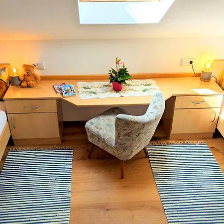 Wannenblick, Lochbihler, Wertachallgaeu Apartment *